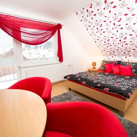 Apartmanovy Dom Adriana ซูเบเรซ ภายนอก รูปภาพ
