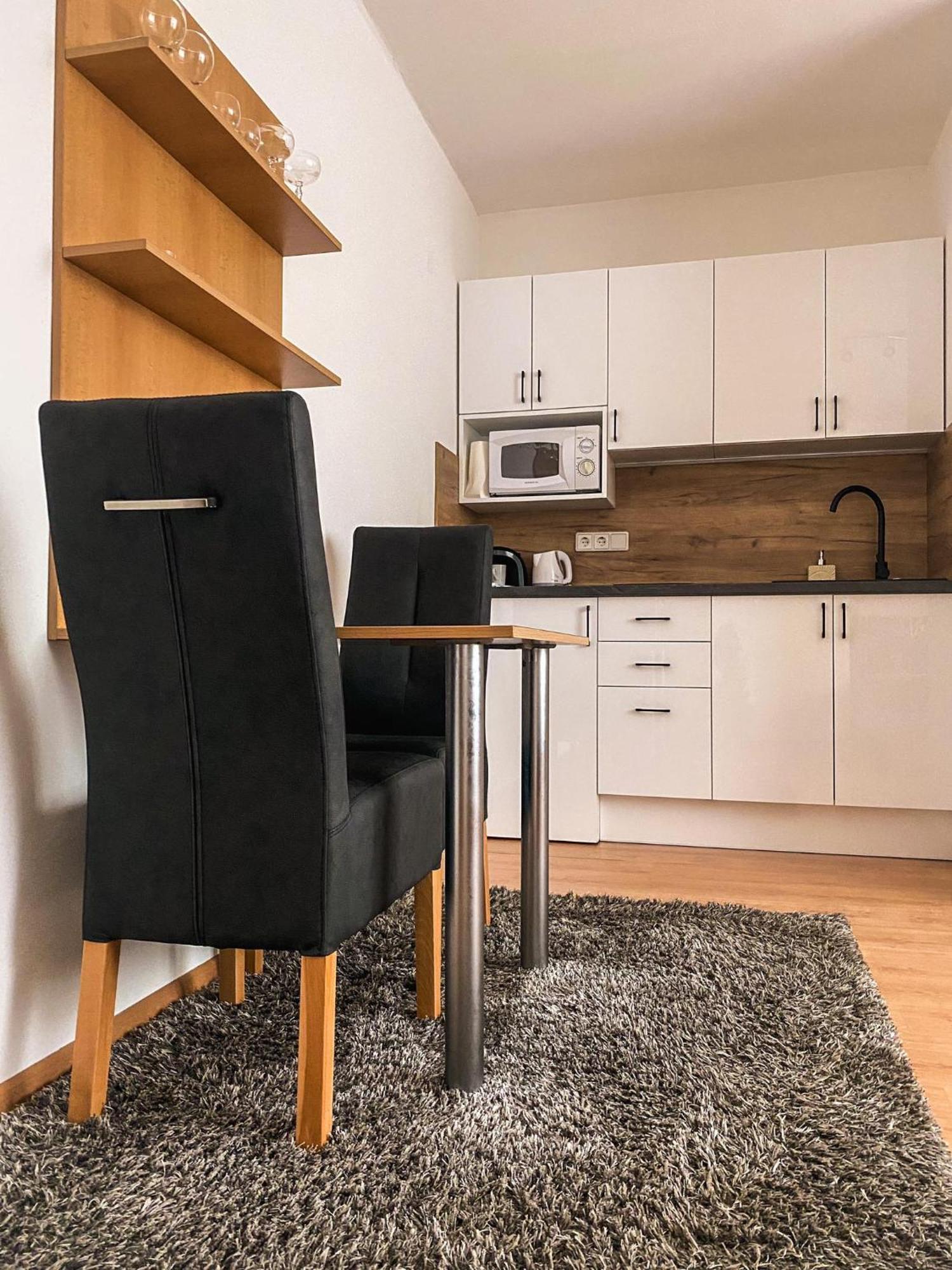 Apartmanovy Dom Adriana ซูเบเรซ ภายนอก รูปภาพ